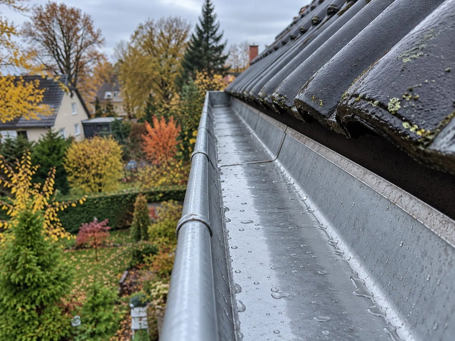Dachrinne nach der Reinigung